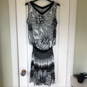 Black and White Floral Donna Morgan Dress